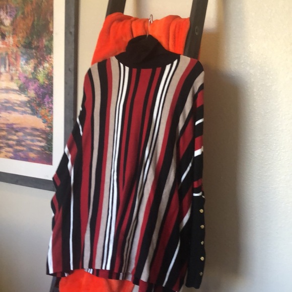 #5 NWOT Turtle Neck Poncho Cape with Stripes and Button Detail - Picture 3 of 15